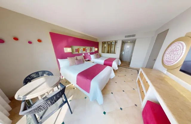 غرفة ديلوكس بسرير مزدوج، Sunscape Dorado Pacifico Resort And Spa 5/6