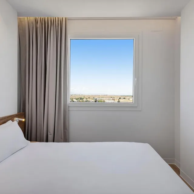 غرفة مزدوجة، B&B HOTEL Madrid Fuenlabrada Retail Park 4/8