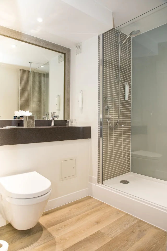 غرفة قياسية بسريرين مزدوجين، Holiday Inn Slough Windsor 6/7