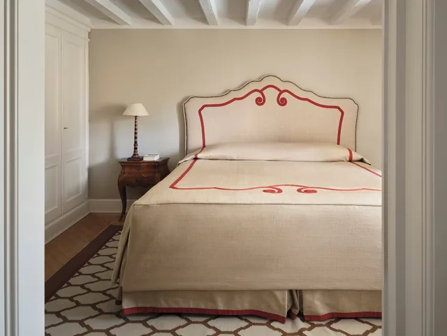 Suite, Queen Bed, Garden or River View، Villa La Massa 8/11