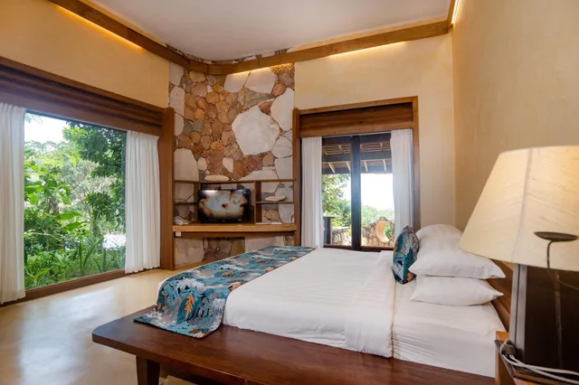 Cliff, Garden, Superior, Residence, King Bed, Sofa، Veranda Natural Resort 1/1
