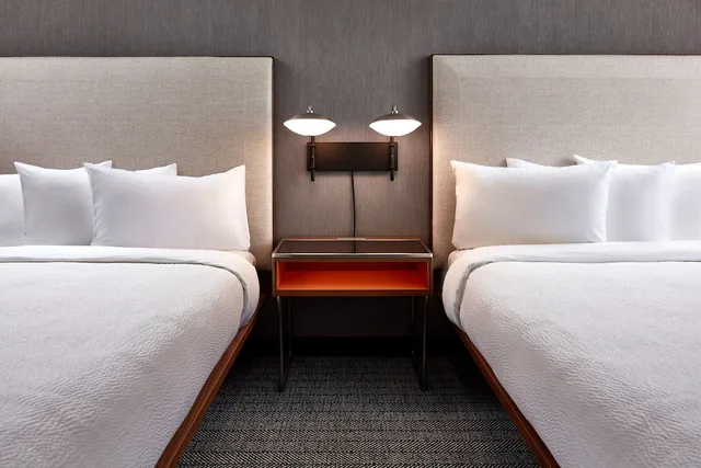 غرفة بسريرين كوين، Courtyard By Marriott Vallejo Napa Valley 3/5
