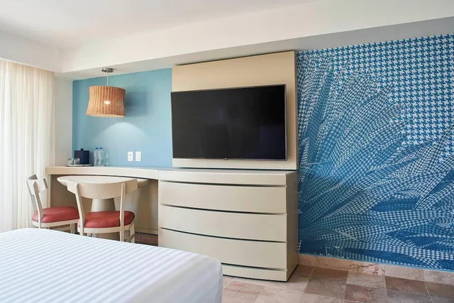 Panoramic, 2 Double Beds, Ocean View, Balcony, Marriott Puerto Vallarta Resort and Spa (ex Casa Magna Marriott Puerto Vallarta Resort and Spa) 4/10