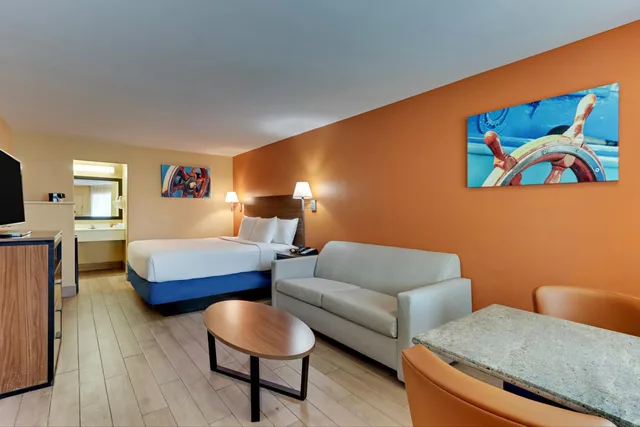 غرفة بسرير كينج، Captain Apos S Quarters Inn 6/8