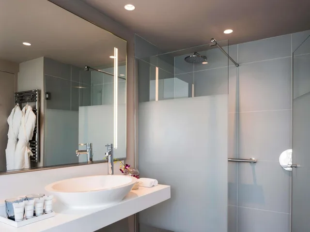 Duplex, Story, Suite, King Bed, Sofa، Cures Marines Hotel Thalasso & Spa Trouville - MGallery Collection 2/3
