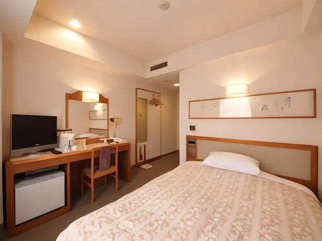 Semi Room, Deluxe, Single, Semi Double Bed, Smoking، Hotel Crown Hills Nigata 1/1
