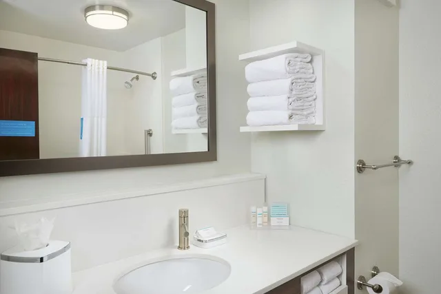 غرفة تنفيذية بسرير كوين، Hampton Inn Jupiter/Juno Beach 2/3