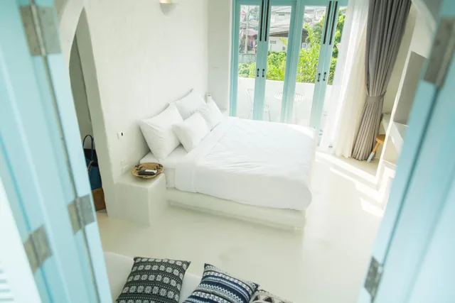 غرفة بسرير مزدوج بشرفة، Resort de Paskani 5/9