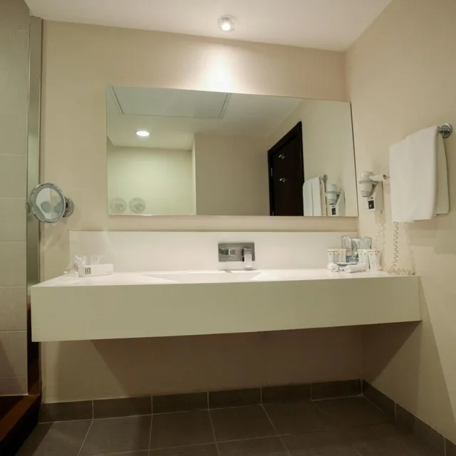 جناح جونيور، Baia Hotel Bursa 9/10