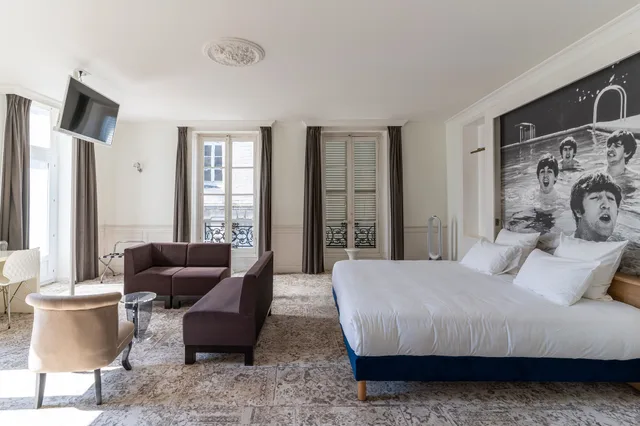 Suite, 1 Double and 3 Single Beds، Urban Style Francois 1er 8/10
