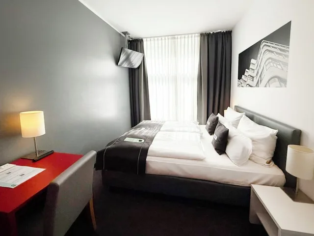غرفة قياسية بسرير فردي، Garner Hotel Berlin - Gendarmenmarkt by IHG 8/13