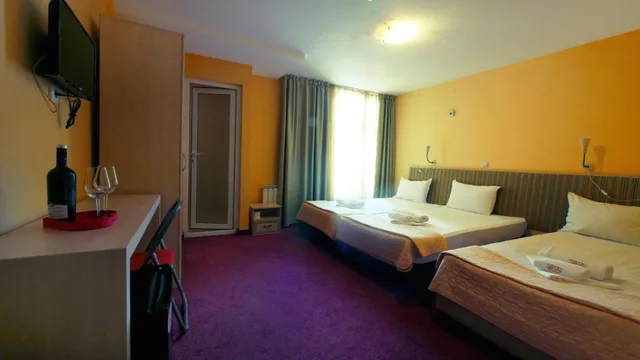 Room, Triple, Hotel Alabin Central 1/5