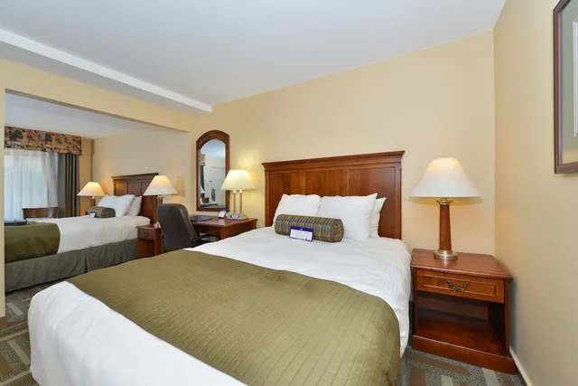 غرفة قياسية بسريرين كوين، Best Western Plus Clocktower Inn 8/10