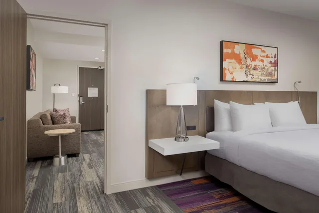 جناح بسرير كينج بغرفة نوم واحدة لذوي الإعاقة، Hilton Garden Inn Columbia Airport 2/3
