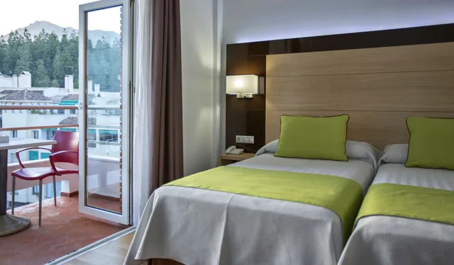 غرفة سوبيريور بسريرين منفصلين، Hotel Baviera 2/4