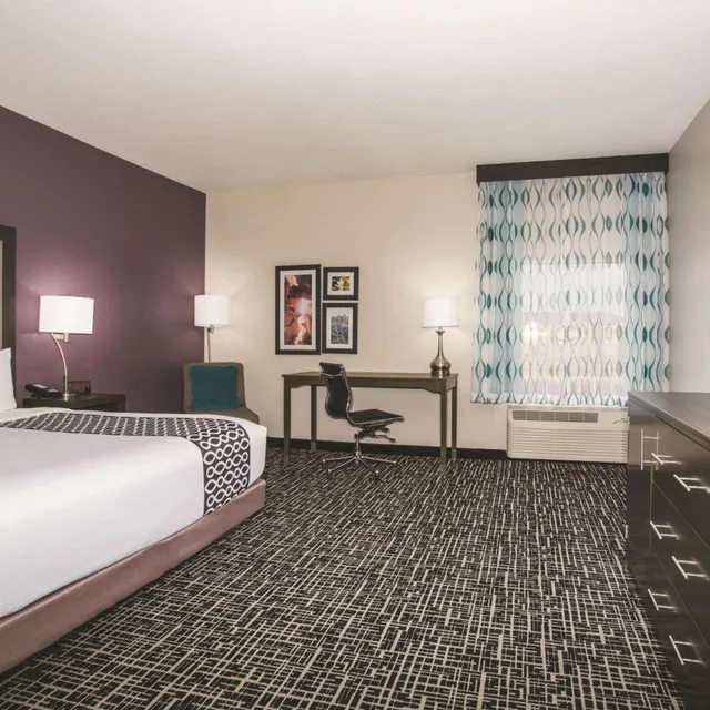 غرفة بسرير كينج لذوي الإعاقة، La Quinta Inn & Suites By Wyndham La Verkin-Gateway To Zion 4/6