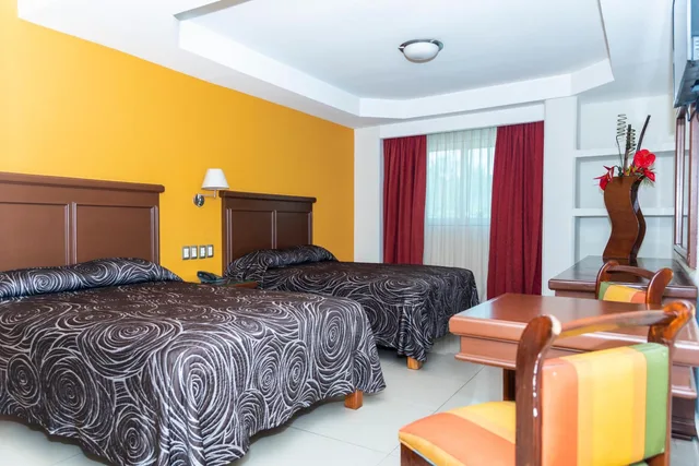 غرفة بسريرين مزدوجين، Hotel Gran Via 2/8