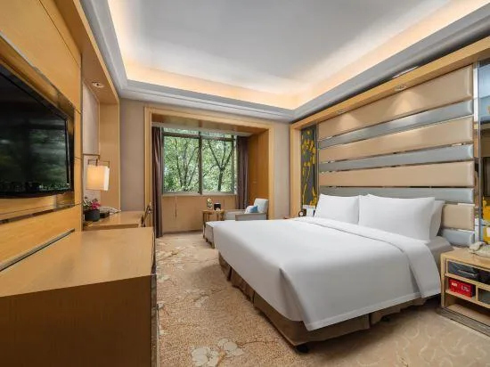 غرفة تنفيذية بسرير كوين، Wangjiang Hotel Chengdu 2/2