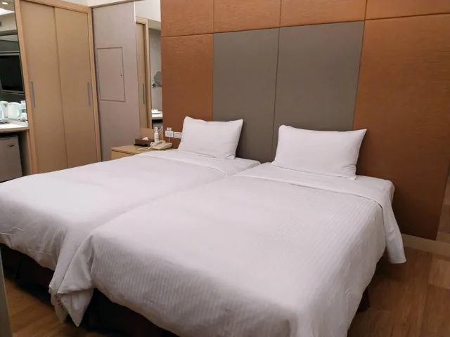 Deluxe, Double Bed, No Window، Delton Hotel 3/3