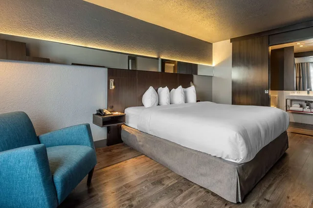 غرفة بسرير كينج، Hotel Quartier An Ascend Hotel Collection 5/7