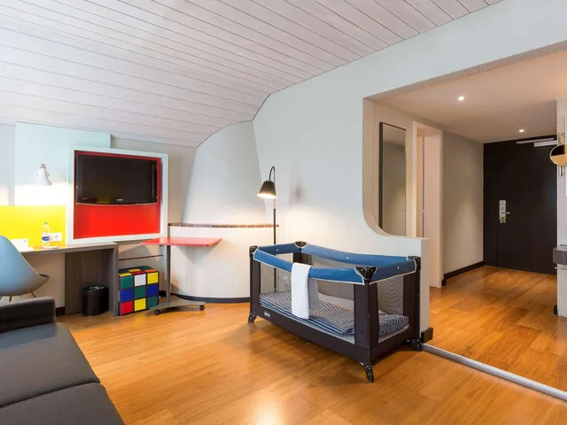 غرفة عائلية، ibis Styles Bern City 4/6