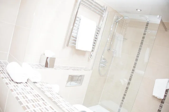 Super, Premium, King Bed, Garden View, Sofa، Holiday Inn Newcastle Gosforth Park By IHG 8/8
