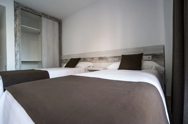 شقة كومفورت بسرير كينج بغرفة نوم واحدة مع أريكة، Apartaments Ponent 4/7