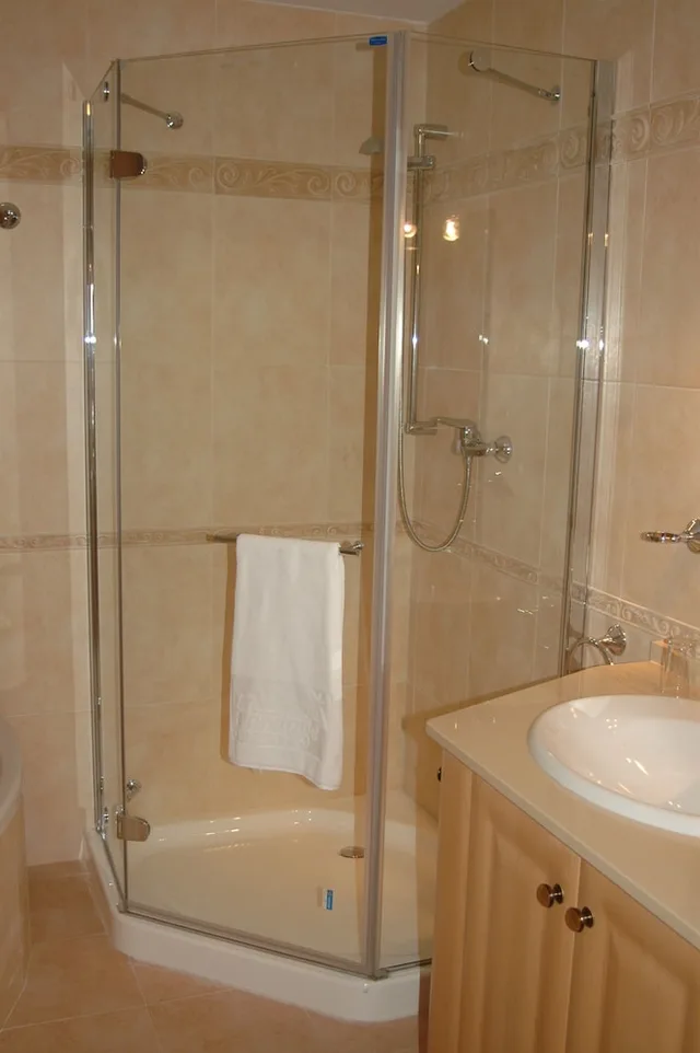 2 Bedrooms, Apartment, Twin Beds, Pool View, Sofa, Marbella Beach Resort at Club Playa 3/6