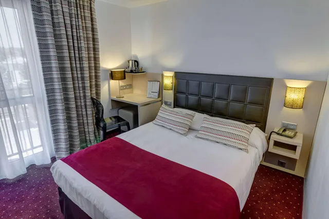 غرفة بسرير مزدوج، Hotel Atrium 1/2