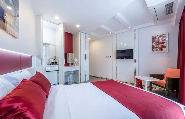 Room, Queen Bed, Town View، Aimi Jeju Beach Hotel 2/6