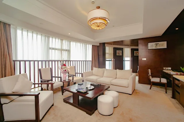 Yitel (Chengdu Chutian Junlin)، تشنغدو 38/50