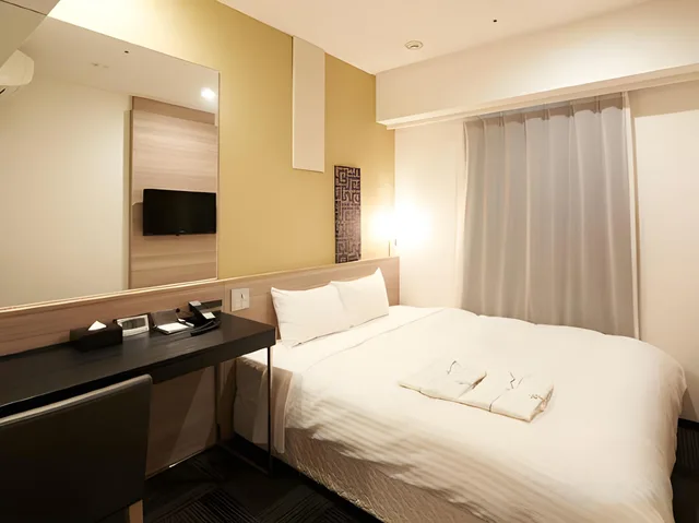غرفة ديلوكس بسرير مزدوج في المبنى الرئيسي، Sotetsu Fresa Inn Shimbashi-Hibiyaguchi 2/3