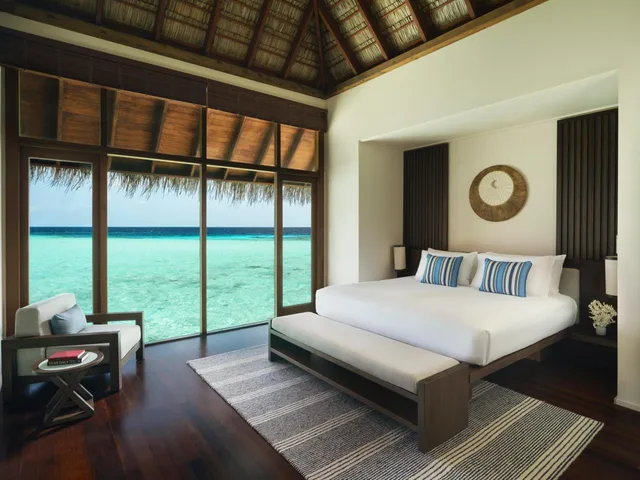 GRAND WATER VILLA -Transfer Included Seaplane، Conrad Maldives Rangali Island 1/2