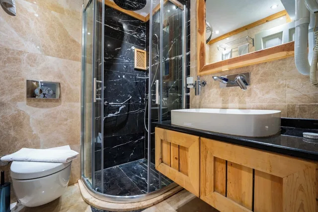 غرفة بسرير كينج بإطلالة على المسبح، Elixir Boutique Hotel 4/4