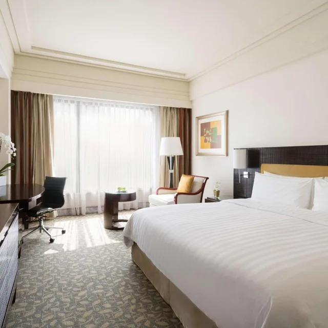 Horizon, Deluxe, King Bed, Garden Wing، EDSA Shangri-La Manila 1/4