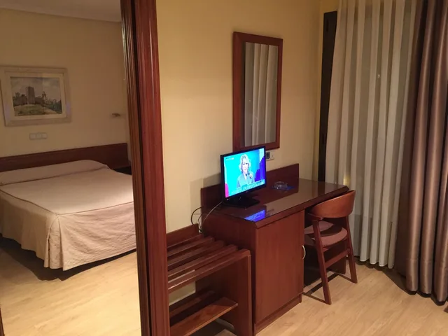 غرفة قياسية بسريرين منفصلين، Hotel ELE Acueducto 7/10