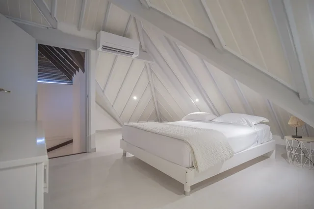 Mezzanine, Garden, Deluxe, Bungalow, 2 Queen Beds, Sofa، Moorea Sunset Beach 3/4