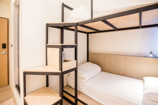 Basic, Bunk Bed, Traveller-Inn Tiehua Light Spot Hotel 1/3
