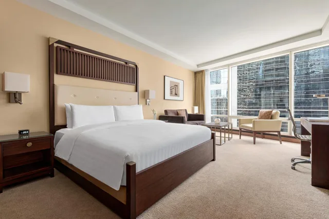 غرفة بريميير بإطلالة، Shangri-La Toronto 4/10