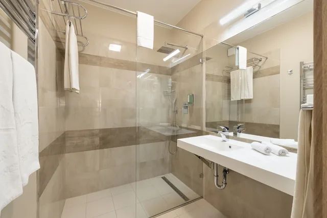شقة بسرير كوين، Silver Crown Hotel & Residence 5/8