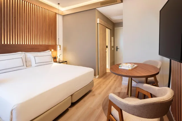 The Level, Single, Alhambra View، Melia Granada 4/10