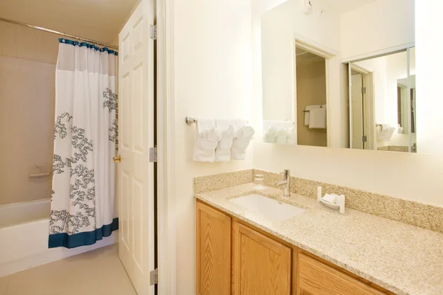 جناح بسرير كينج بغرفة نوم واحدة مع أريكة، Residence Inn Austin Round Rock 1/2