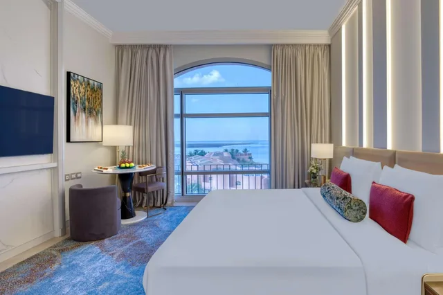 Deluxe, King Bed, Lagoon View، فندق ومنتجع ينبع (موفنبيك)(Sariya Yanbu) 4/9