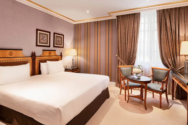 غرفة ديلوكس بسرير مزدوج، Eurostars Hotel de La Reconquista 1/5