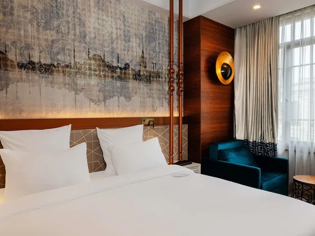 غرفة ديلوكس بسرير مزدوج مع أريكة، Mercure Istanbul Sirkeci 10/10