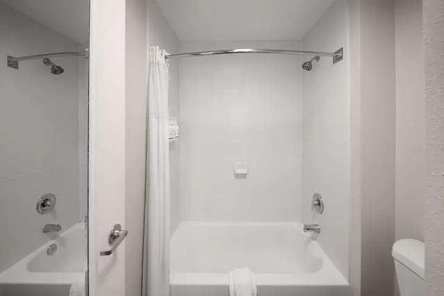 غرفة بسريرين مزدوجين، La Quinta Inn & Suites by Wyndham Austin Round Rock 7/9