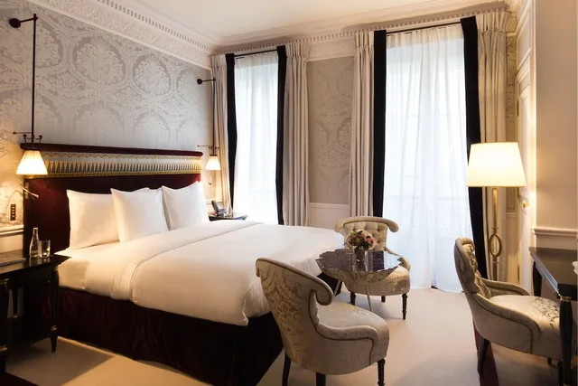 Prestige, King Bed, La Reserve Paris Hotel And Spa 1/5
