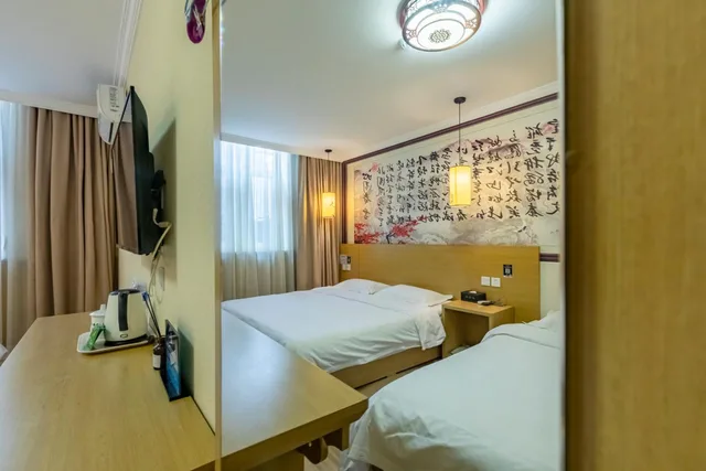 Deluxe, Single Bed, Dragon King Hostel 2/8