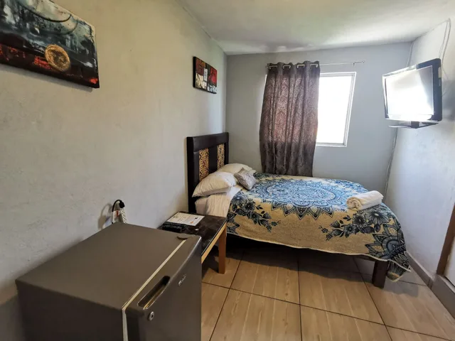 غرفة غراند بسرير مزدوج، Suites Ejecutivas KenZi 2/9