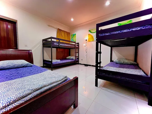 سكن مشترك مختلط بأسرّة بطابقين بحمام مشترك، Home Stay Hostel 1/5